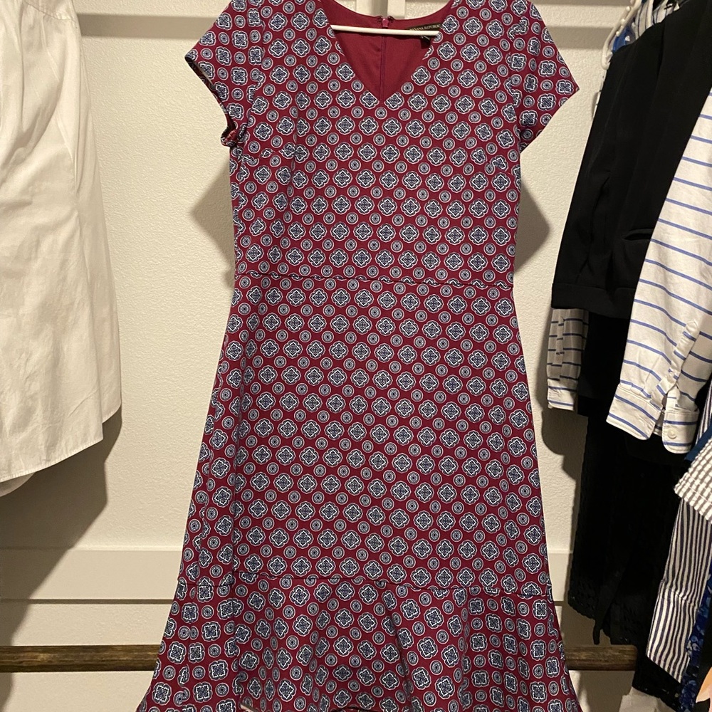 BANANA REPUBLIC SIZE 8 Casual Dress - Great Condition